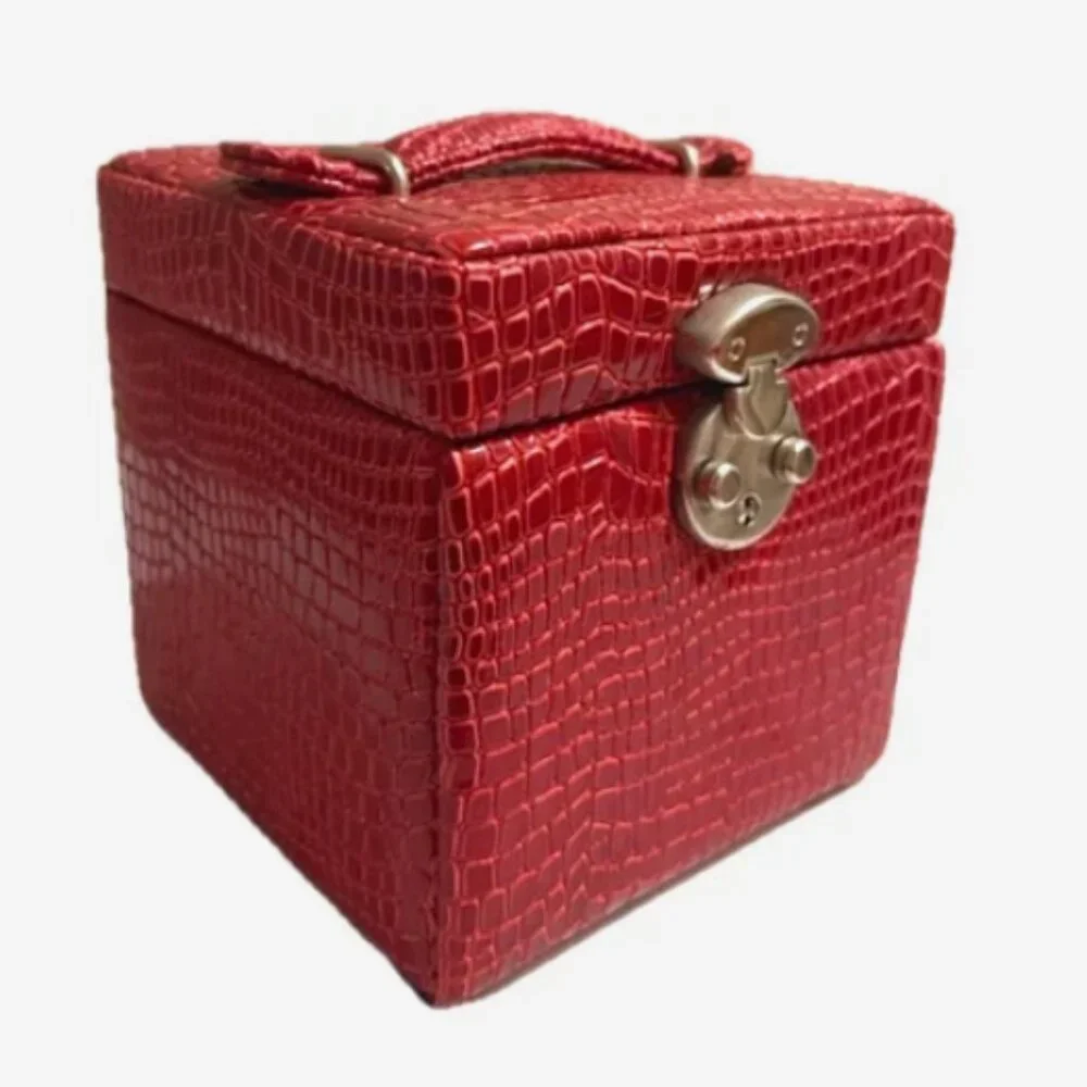 Dillard’s Vintage Y2K Red Cubed Jewelry Box NWOT – Hard to Find Collectible - Picture 2 of 5